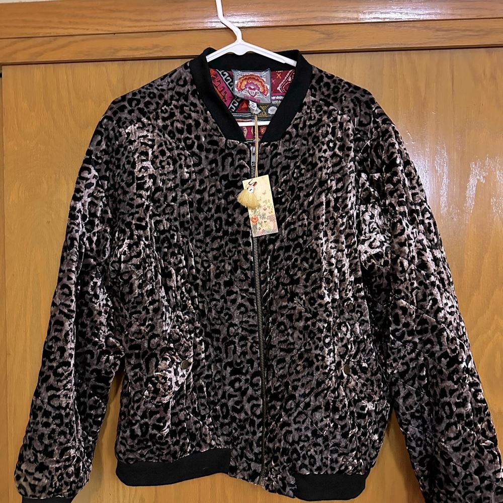 Johnny Was quilted leopard velvet bomber jacket size XXL